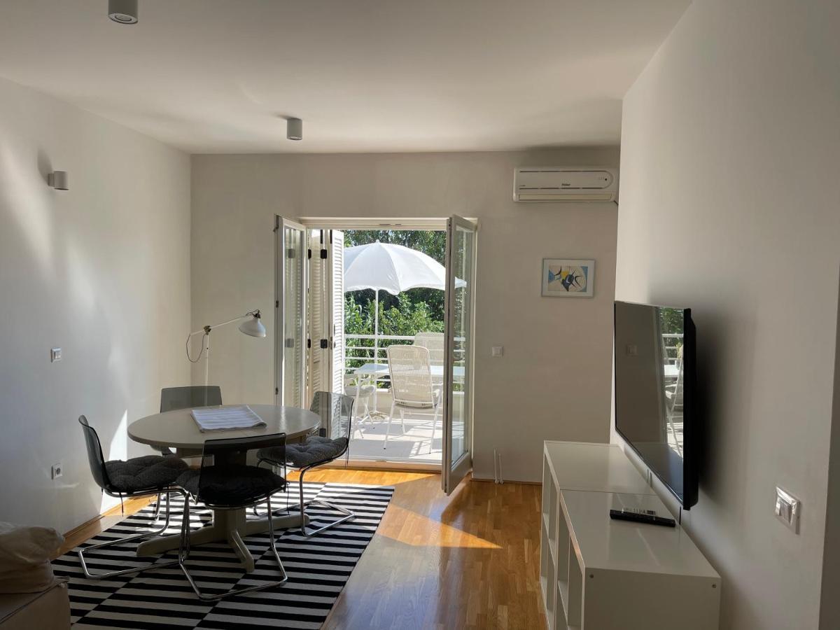 נין Apartments Mali Ivo מראה חיצוני תמונה