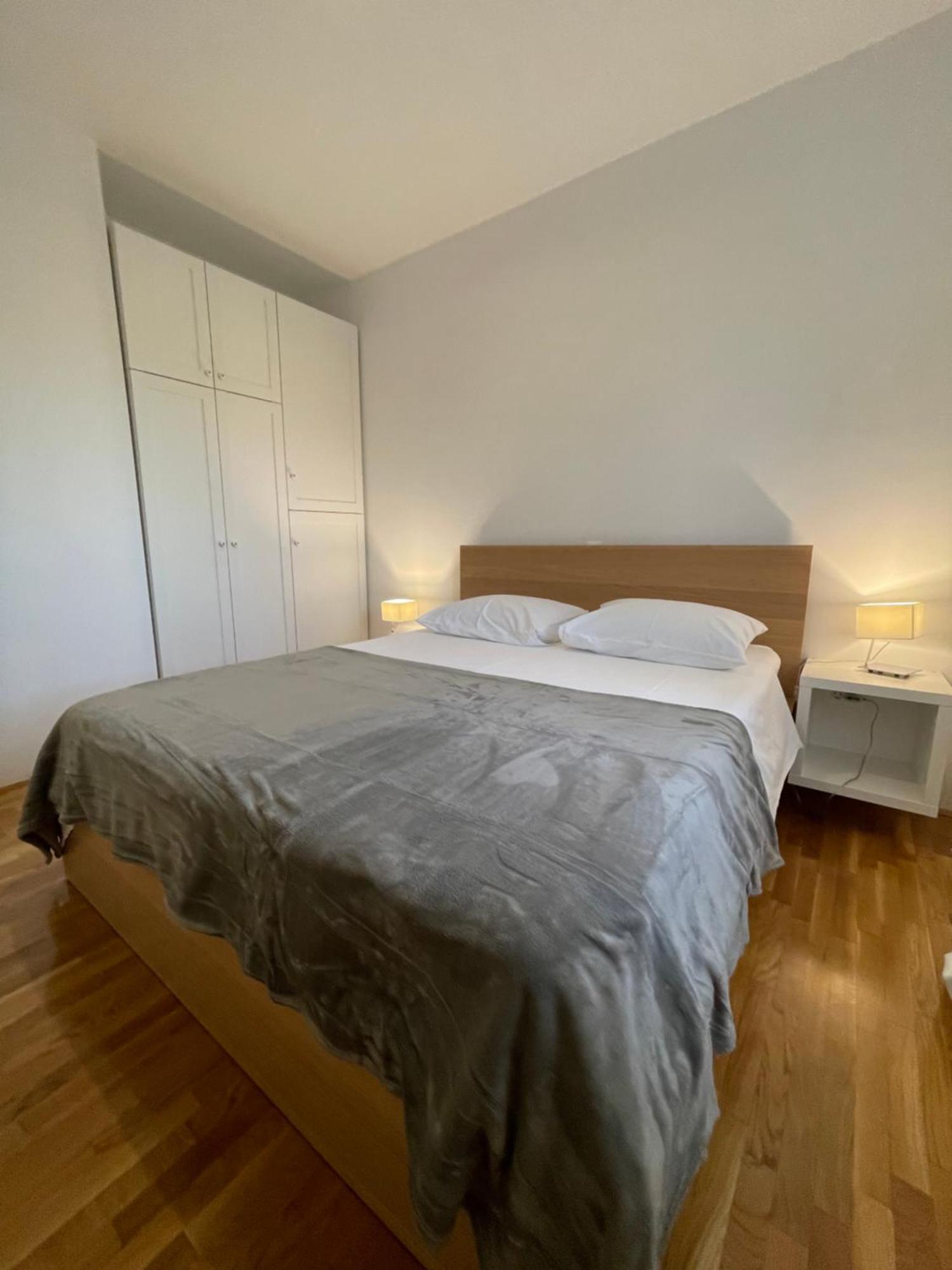 נין Apartments Mali Ivo מראה חיצוני תמונה