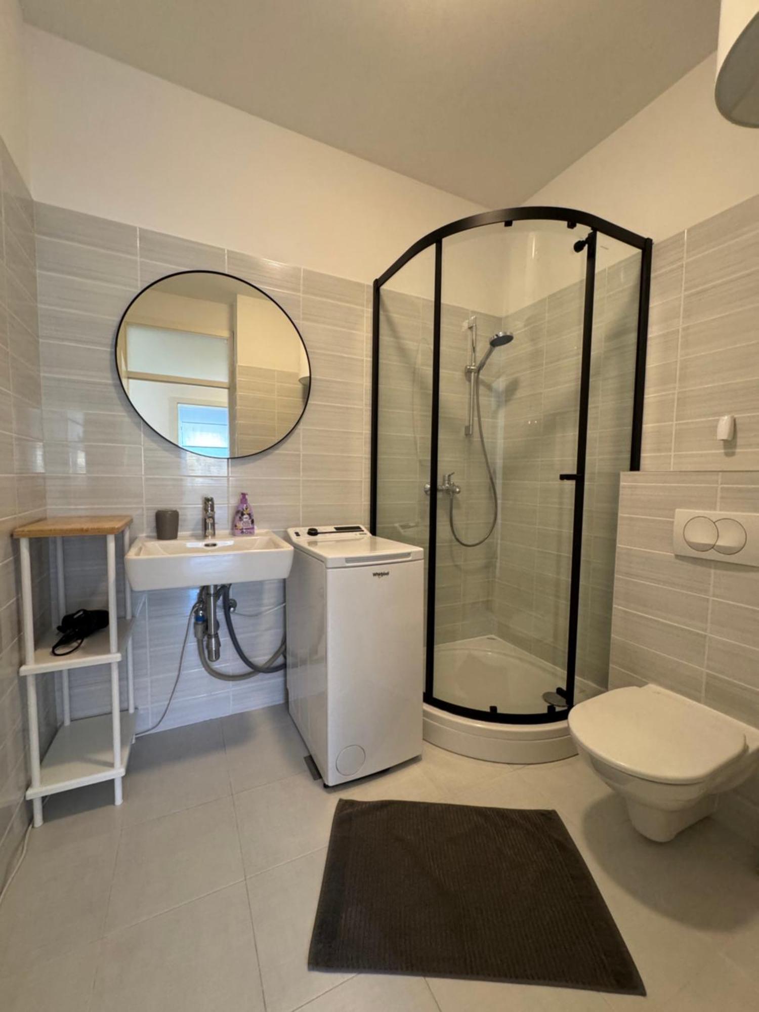 נין Apartments Mali Ivo מראה חיצוני תמונה
